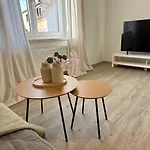 St-apartments Charming 2, Mit 3 Zimmern Und Balkon *