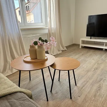 St-apartments Charming 2, Mit 3 Zimmern Und Balkon *