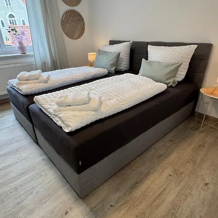 Apartment St-apartments Charming 2, Mit 3 Zimmern Und Balkon *